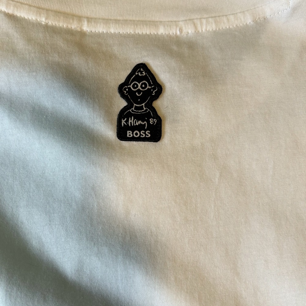 Hugo Boss Tee - Picture 4 of 6